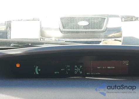 2013 Toyota Prius Two z USA, uszkodzony, nr VIN JTDKN3DU2D0339728